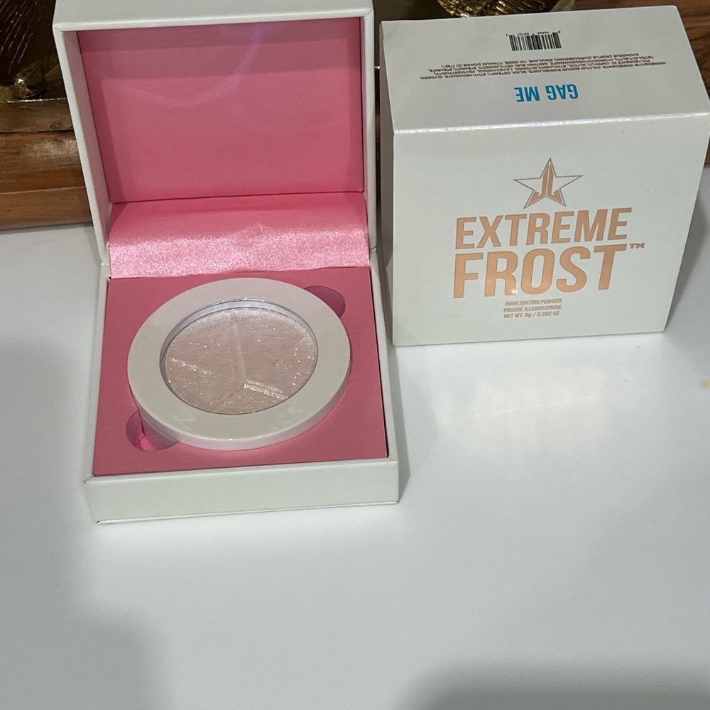 Jeffrey Star Extreme Frost Highlighter- NEW
